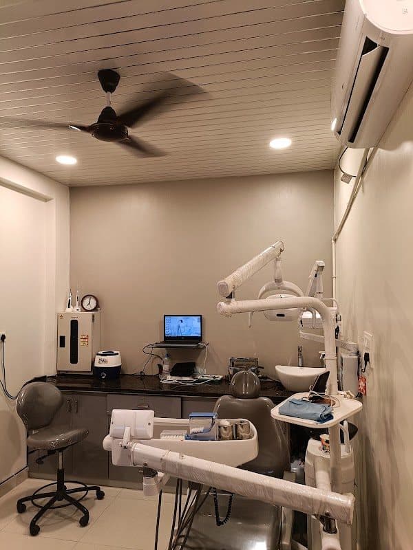 Photos of SHREENATH MULTI-SPECIALITY DENTAL CLINIC 2