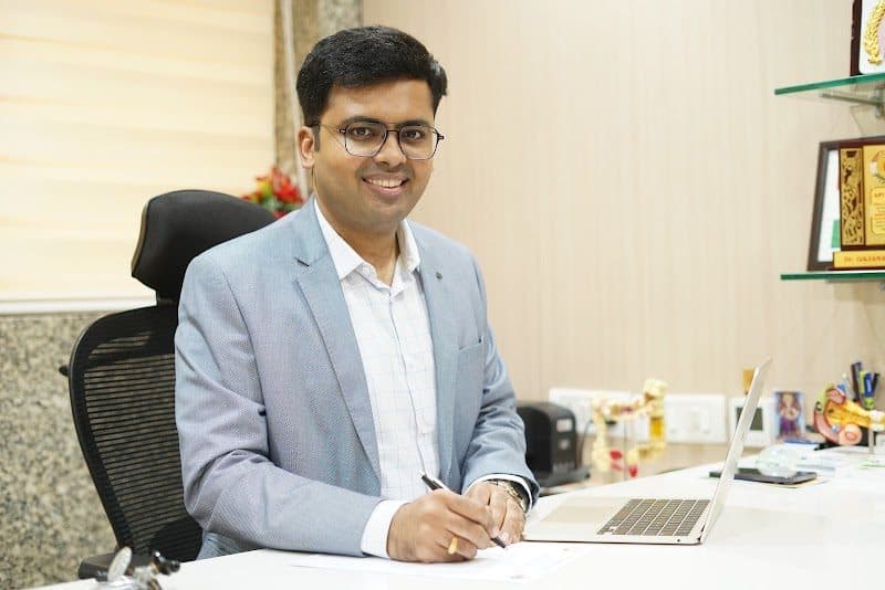 Photos of Dr Gajanan Rodge - BEST GASTROENTEROLOGIST in Mumbai (Bombay Hospital) Hepatologist, Stomach & Liver Specialist, South Mumbai 1