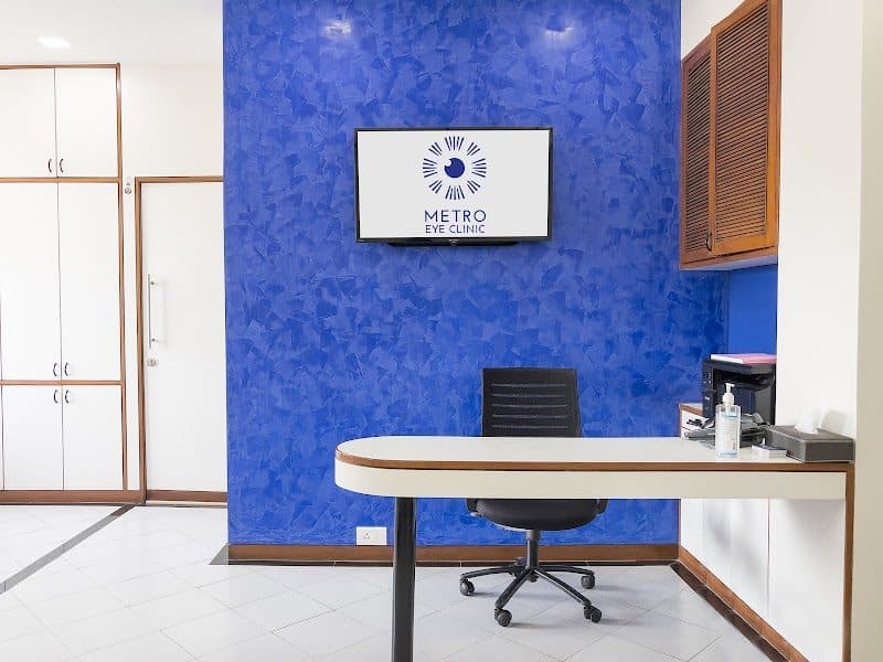 Photos of Metro Eye Clinic - Eye Doctor in Marine Lines, Colaba | Eye Specialist in South Mumbai | Cataract, Lasik, Glaucoma Surgery 2