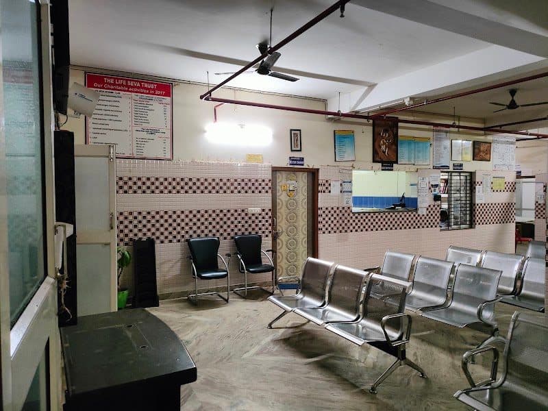 Photos of Life Institute of Gastroenterology and Gynecology | Best 24/7 Surgical Hospital | Cuttack, Odisha 3