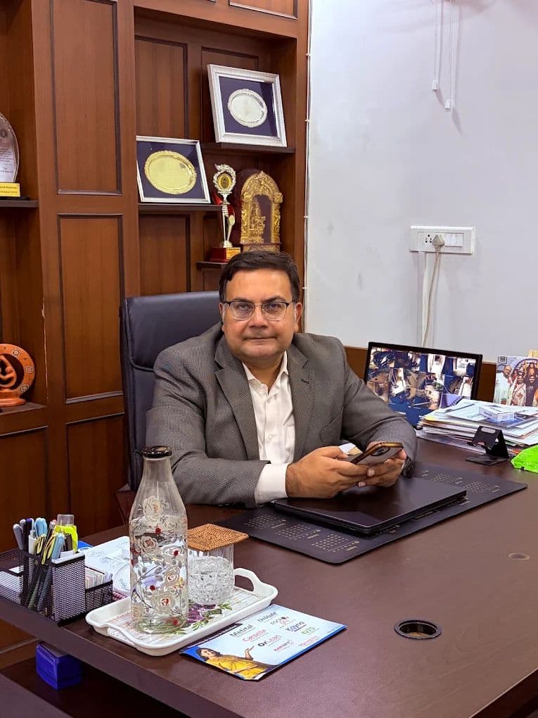 Aashirbad Clinic || Dr. Basab Mukherjee - Gynecologist - Photo 4
