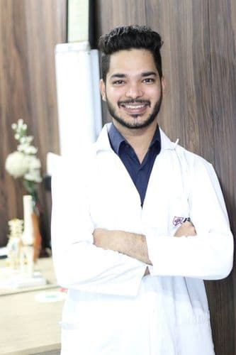 Dr. Nikhil Sharma - Orthopedic Surgeon in Gurugram