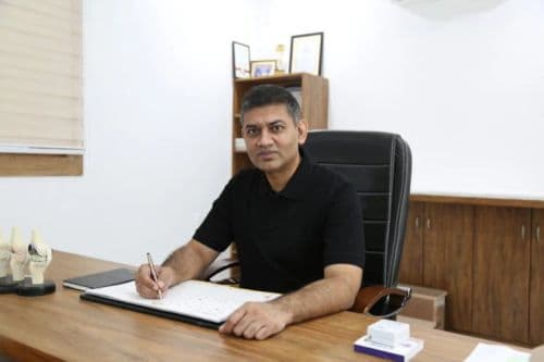 Dr. Sourav Shukla - Orthopedic Surgeon in Lucknow