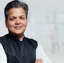 Dr. Amit Aggrawal Dr. Amit Aggrawal