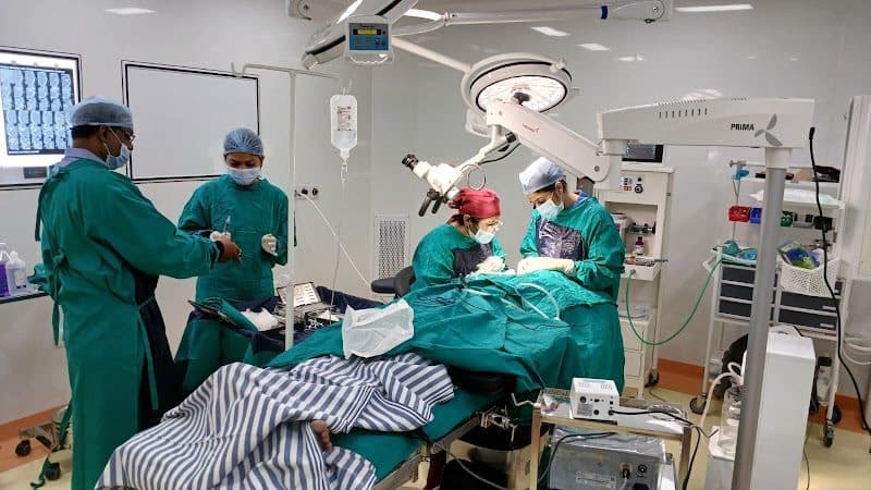 HEALING HANDS HOSPITAL (HHH) - Best Hospital in Nagpur HEALING HANDS HOSPITAL (HHH) - Best Hospital in Nagpur