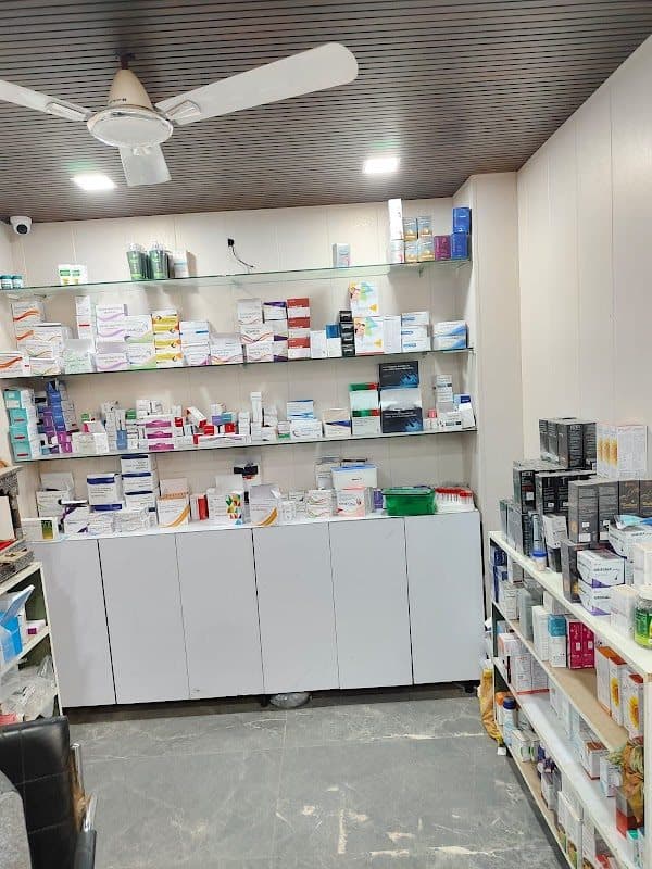 Dr. N Kummar Dr. N Kummar - Dermatologist in Greater Noida
