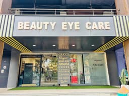 Beauty Eye Care - Essilor Experts Beauty Eye Care - Essilor Experts