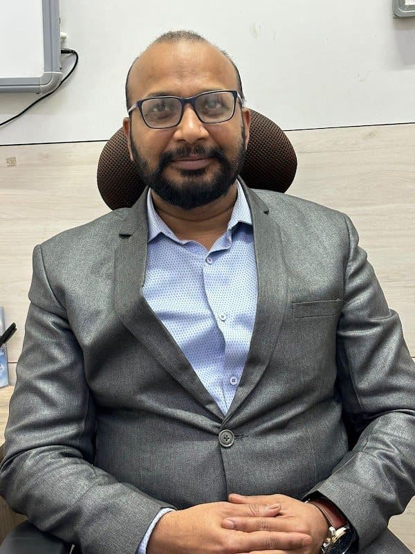 Dr. Amrendra Kumar- Best General Physician Doctor Near Me | Thrombocytopenia | Urine Infection | Uti | 14+ Yrs. of Exp. Dr. Amrendra Kumar- Best General Physician Doctor Near Me | Thrombocytopenia | Urine Infection | Uti | 14+ Yrs. of Exp. - General Physician in Gurgaon