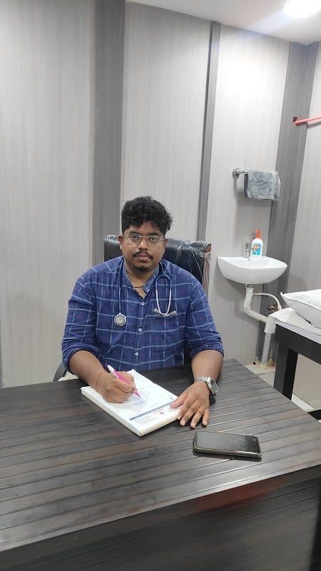 Dr. Yogesh Pehlajani Dr. Yogesh Pehlajani - Pediatrician in Jabalpur
