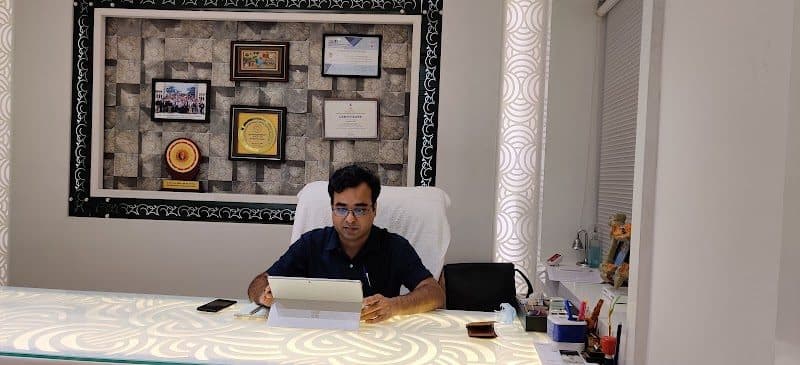 Dr Manish Kumar Gupta Dr Manish Kumar Gupta - Gastroenterologist in Ghaziabad
