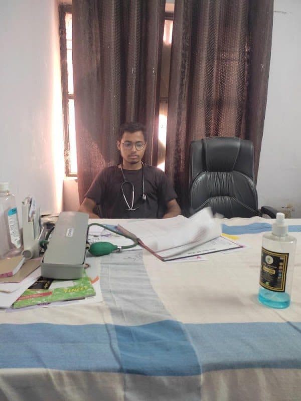 Dr. Sumit Singh Dr. Sumit Singh - Neurologist in Gurgaon