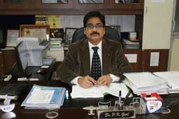 Dr. P K Goel - Best Cardiologist & Heart Specialist Doctor in Lucknow