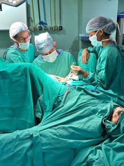 ✅Dr. Vipin Sharma | Best Urologist in Indore | Kidney Stone Doctor | Penile Implant | Stricture Urethra ✅Dr. Vipin Sharma | Best Urologist in Indore | Kidney Stone Doctor | Penile Implant | Stricture Urethra
