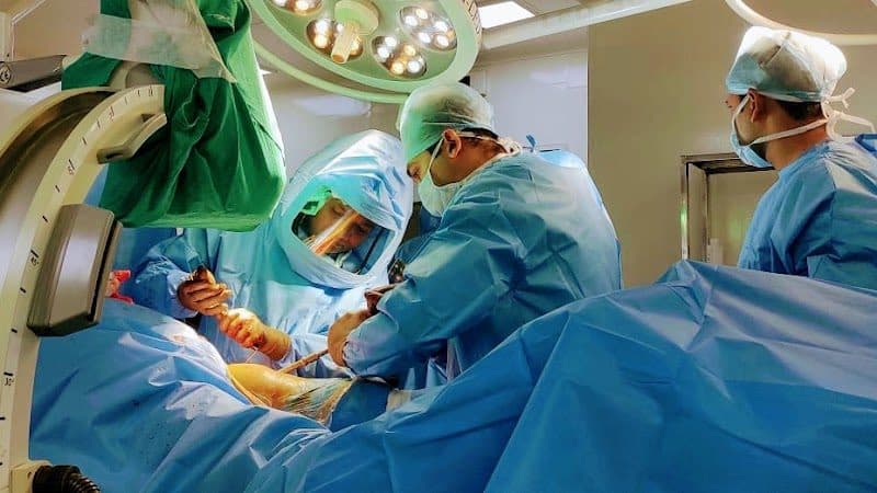 Dr VIKAS JAIN Dr VIKAS JAIN - Orthopedic Surgeon in Indore
