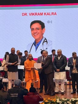 DR. VIKRAM KALRA( Nephrologist & renal transplant physician) DR. VIKRAM KALRA( Nephrologist & renal transplant physician)