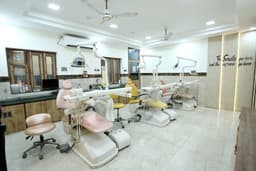 Dr. Sanjiv Gulati Dental Clinic Premier Dr. Sanjiv Gulati Dental Clinic Premier