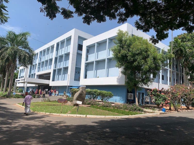 Aravind Eye Hospital - Pondicherry Aravind Eye Hospital - Pondicherry