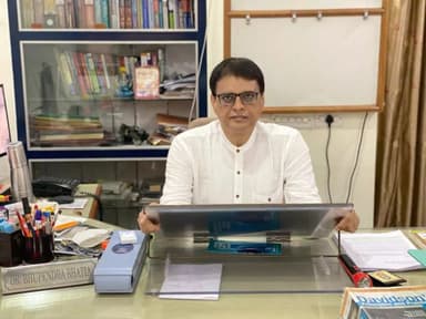 Dr. Bhupendra Bhatia Dr. Bhupendra Bhatia