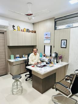 Dr. Rishabh Gupta Gastroenterologist Dr. Rishabh Gupta Gastroenterologist