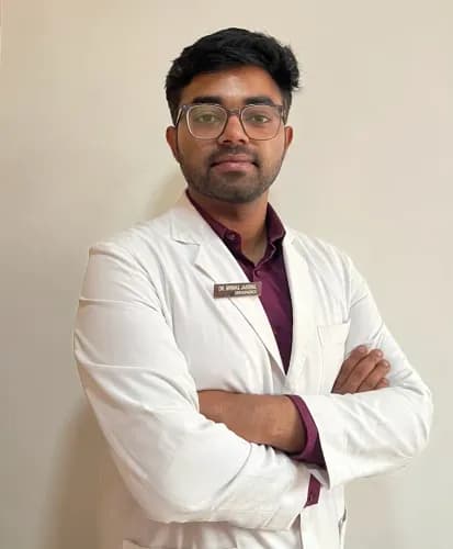 Dr. Mrinal Jaiswal Dr. Mrinal Jaiswal - Orthopedic Surgeon in Varanasi