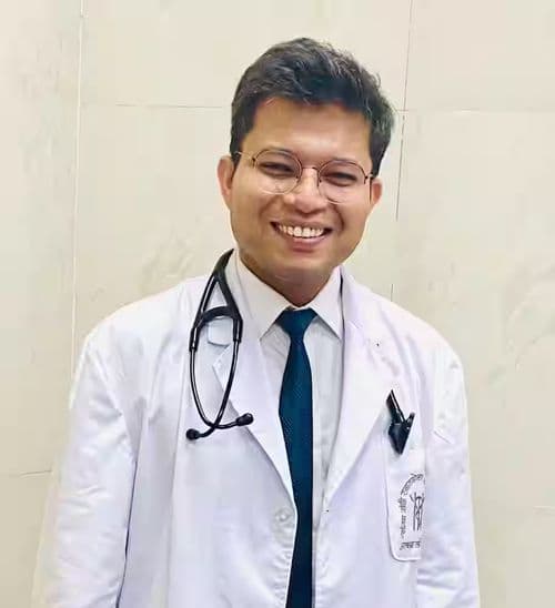 Dr. Ankit Gupta Dr. Ankit Gupta - Neurosurgeon in Meerut