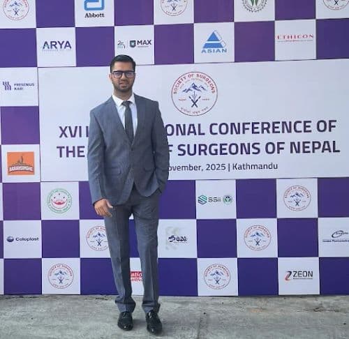 Dr. Puneet Malik Dr. Puneet Malik - Neurosurgeon in Ghaziabad