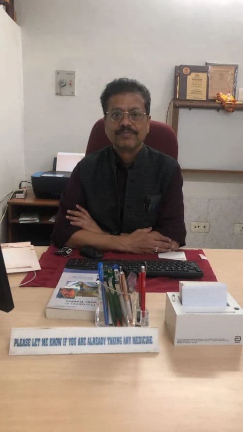 Dr. Maneeshi Bansal Dr. Maneeshi Bansal - Orthopaedic surgeon in Prayagraj