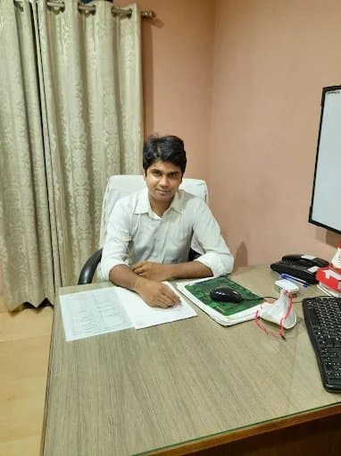Dr. Ashutosh Upadhyay Dr. Ashutosh Upadhyay - Orthopedic Surgeon in Varanasi