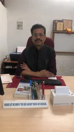 Dr. Maneeshi Bansal Dr. Maneeshi Bansal